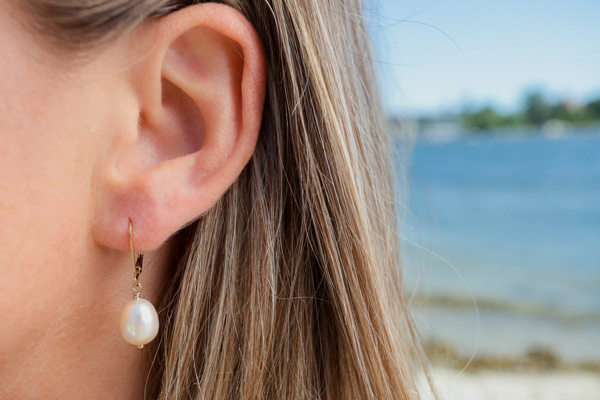 Jumbo Pearl Leverback earrings - 14K gold filled